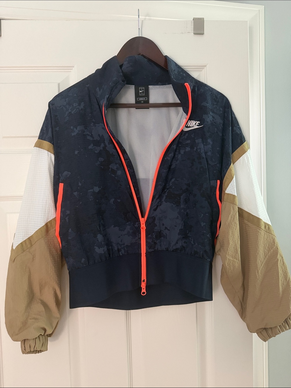 Nike navy blue Camo Jacket / windbreaker with Tan Sleeves & Neon Orange Trim - Picture 3 of 3
